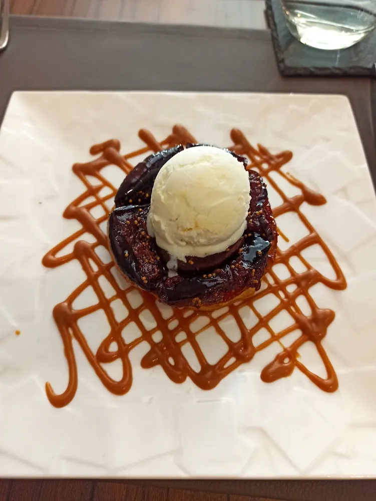 Tarte Tatin Aux Figues & Glace Au Yaourt